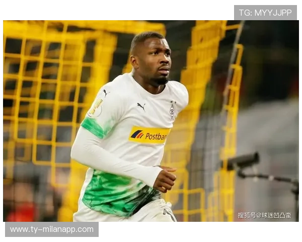 卢卡库远距离抽射造成麻烦,前点冲击再成利器 卢卡库远距离抽射造成麻烦,前点冲击再成利器